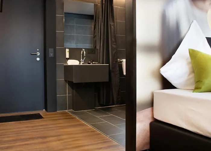 Отель Kl By Wmm